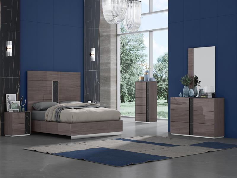 Gracious & Glossy 6 Pcs Bedroom Set